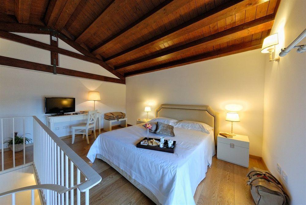 Villa Bonocore Maletto Hotel & Spa Cardillo Zimmer foto